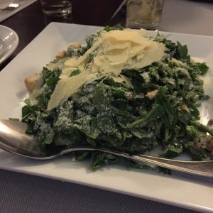 Ensalada cesar de berros